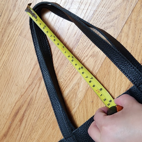 Cuyana Classic Tote - Picture 13 of 15